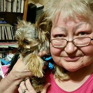 Meet your Posher, Debra